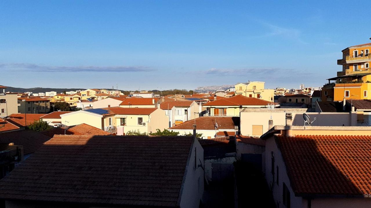 Lo Sguardo Sulla Citta' ,Panoramic View Lejlighed Olbia Eksteriør billede